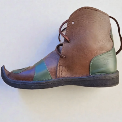 Handmade Ren Faire shoes in brown leather for medieval costumes