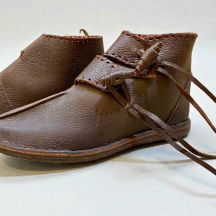 Medieval leather shoes for men